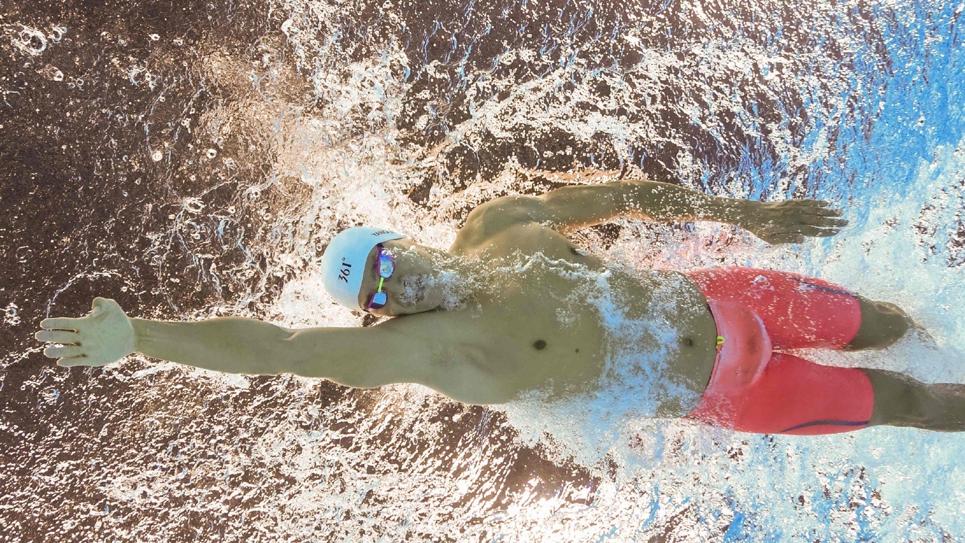 世界杯战场:英雄有时来自意想不到的角落,世界杯英雄情况